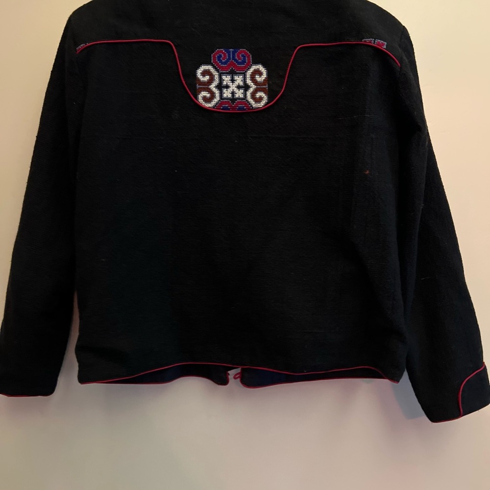 Hmong-Style Embroidered Black Jacket - Picture 4 of 7